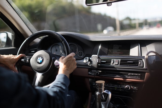 Add Class and Comfort to Your Cars with These 5 Luxury Car Fragrances